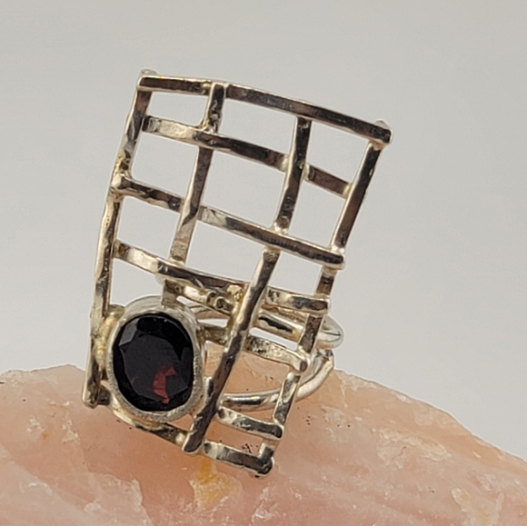 GARNET NET STATEMENT RING HANDMADE IN STERLING SILVER METAL 6 - Picture 6 of 7